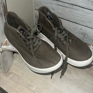 NoBull mid top trainer